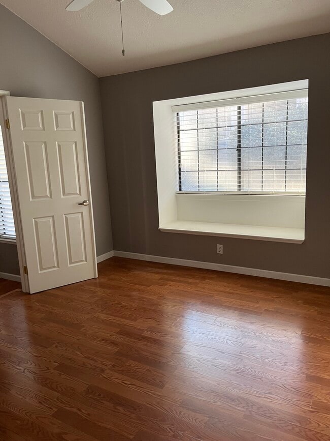 Photo - 3121 La Mancha Way