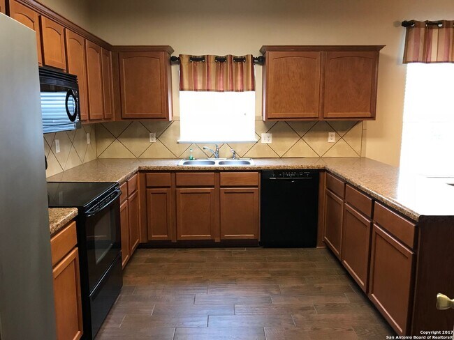 Photo - Large 3 bedroom home in Alamo Ranch