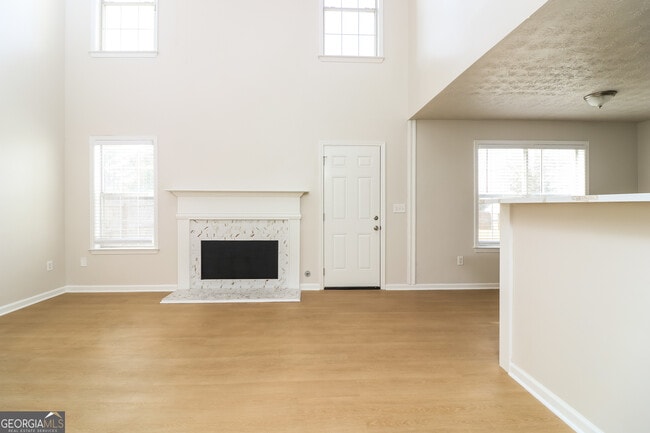 Photo - 7915 Clearview Cir