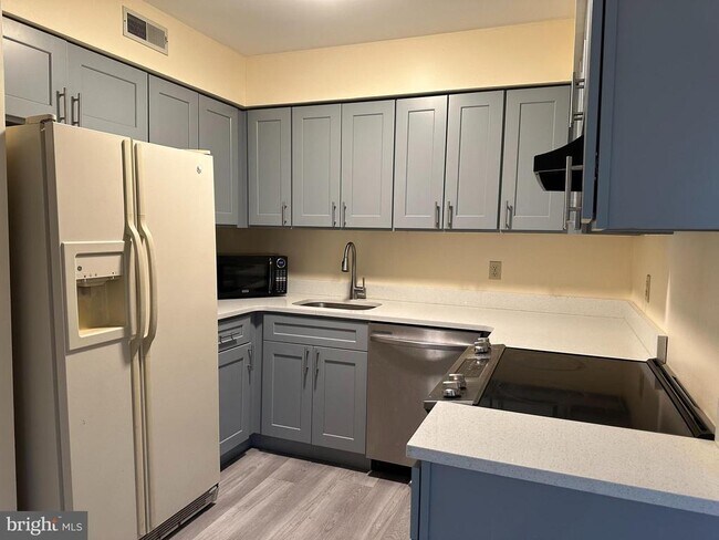 Photo - 325 Chickory Way Townhome