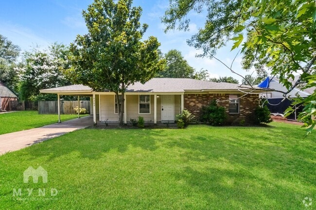 Building Photo - 6265 Shady Glen Cove Rental