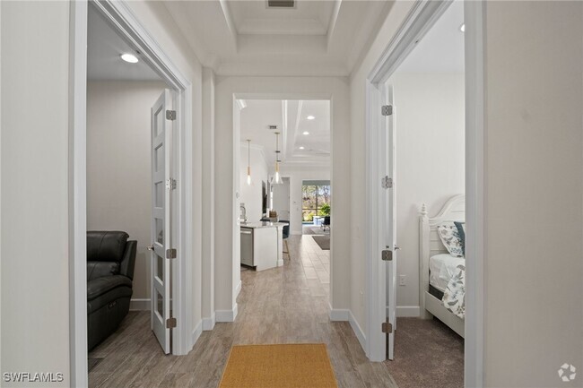 Building Photo - 6879 Saona CT Rental