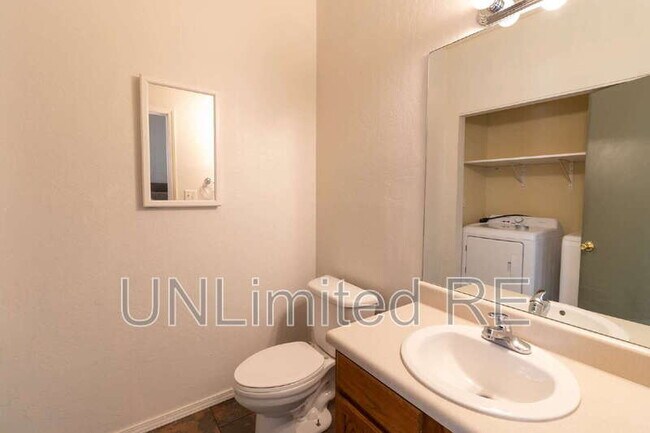 Photo - 1324 E Chubs Way