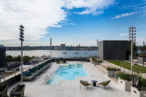 Building Photo - 311 Eleventh Avenue Rental