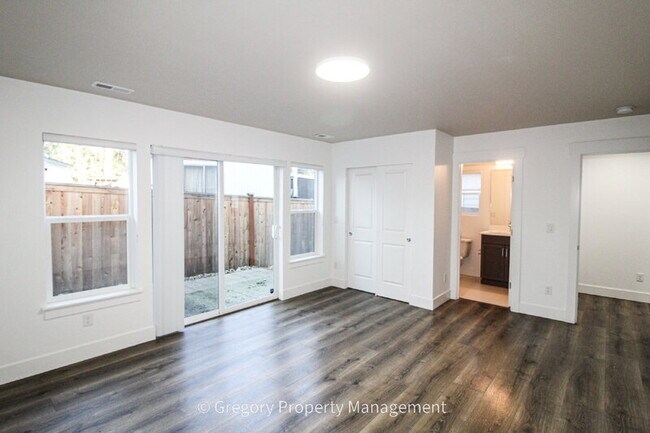 Photo - 19525 3rd Dr SE