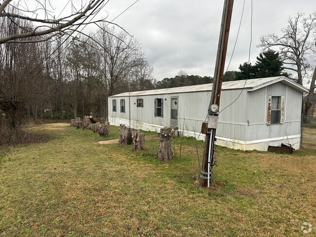 Building Photo - 108 Pine Ridge Dr Unit 108 Pine Ridge Dr. Rental