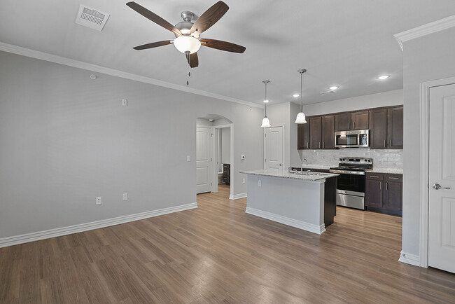 Stonebridge Apartments - Lufkin, TX | ForRent.com