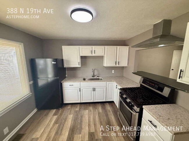 Photo - 388 N 19th Ave