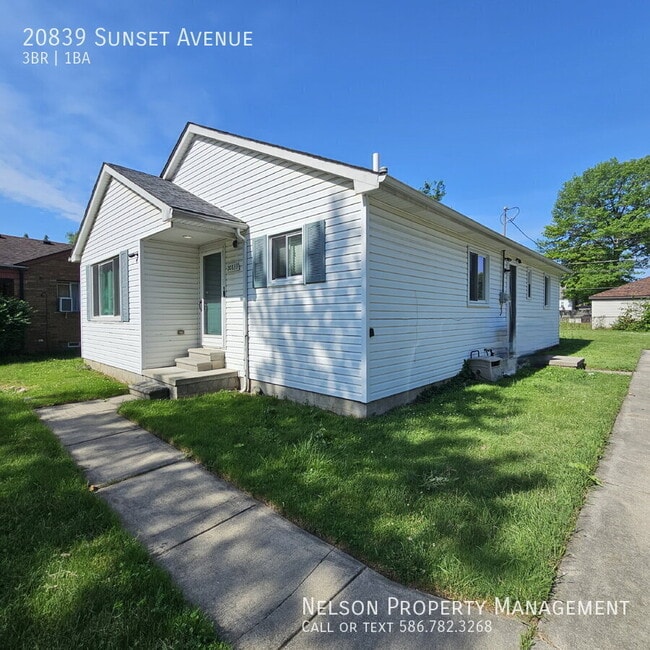 Building Photo - 20839 Sunset Ave Rental