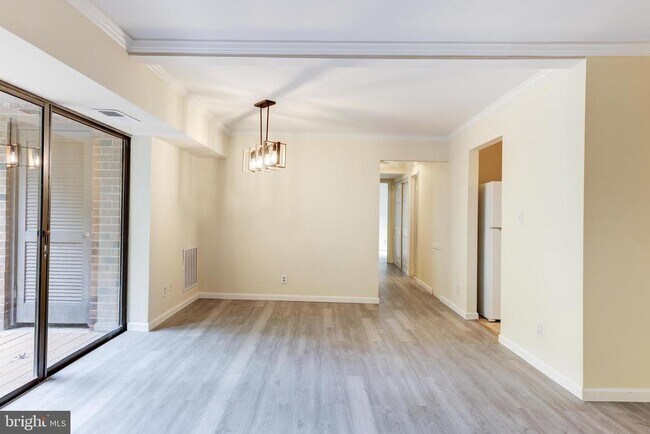 Photo - 7905 Dassett Ct Unit 101
