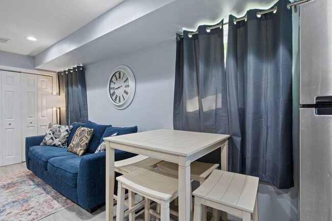 Photo - 229 S Peters Rd Unit ID1312615P