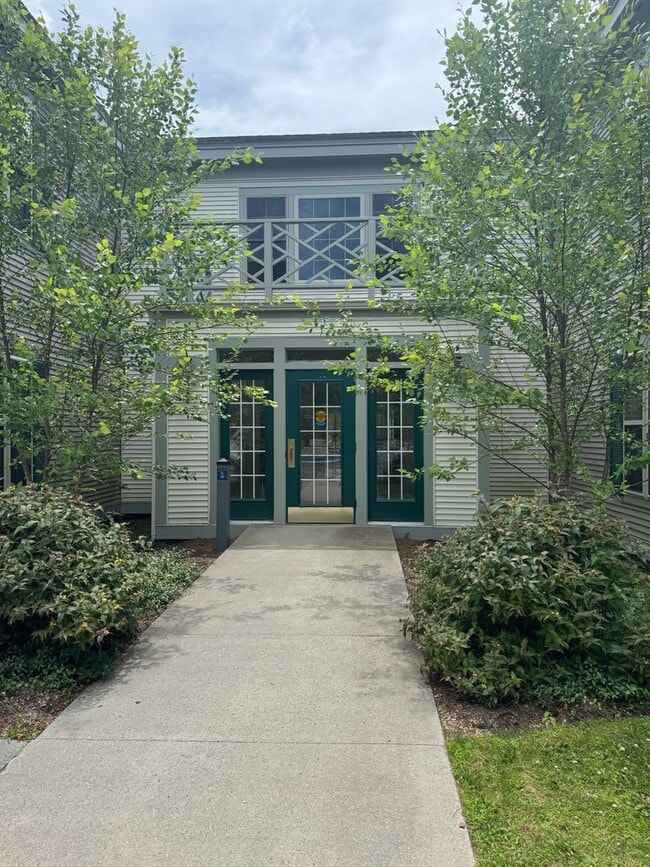Building Photo - 85 S Main St Unit 11