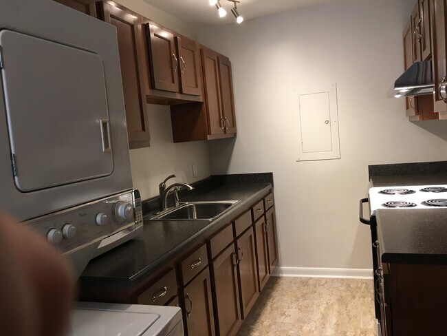 Photo - 2223 Laurel Ave Unidad 6