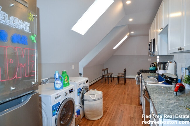 Photo - 8 South St Unit 3