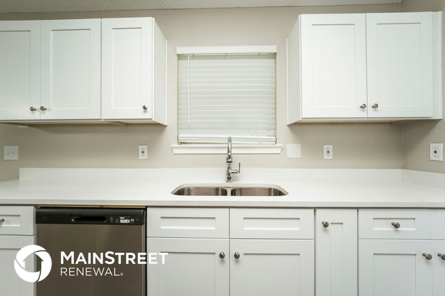 Photo - 2729 Maple Grove Dr