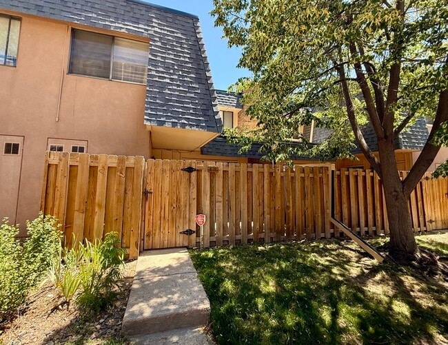 Photo - 7995 E Mississippi Ave