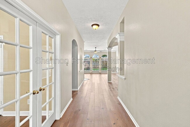 Photo - 22918 Red River Dr