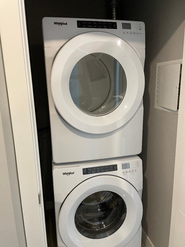 Photo - 10180 103 St NW Unit 3604