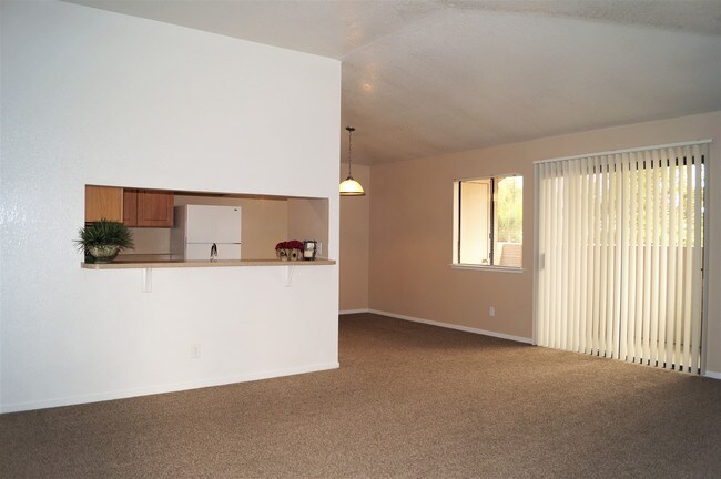 Papillon Apartment Homes