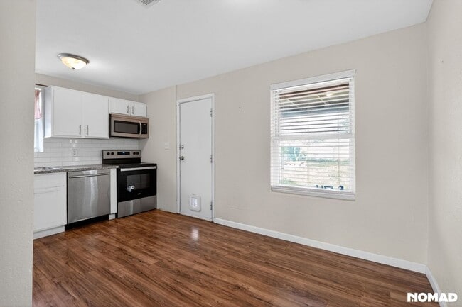 Photo - 1714 E Madison St