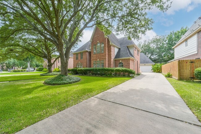 Photo - 1706 Galleon Oaks Dr