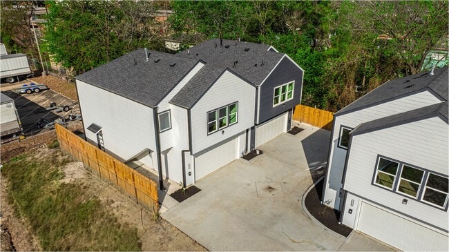 Photo - 6809 Fairway Dr Unit A