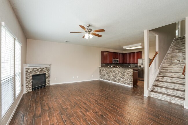 Photo - 14815 Hillside Woods Ct