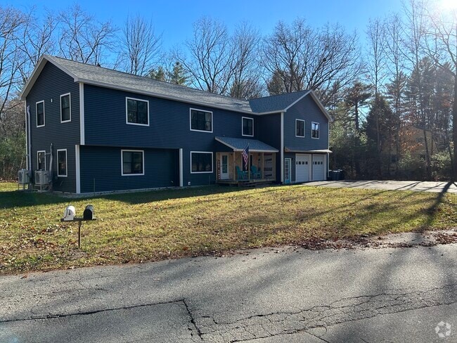 Building Photo - 13 Colonial Park Dr Unit 1 Rental