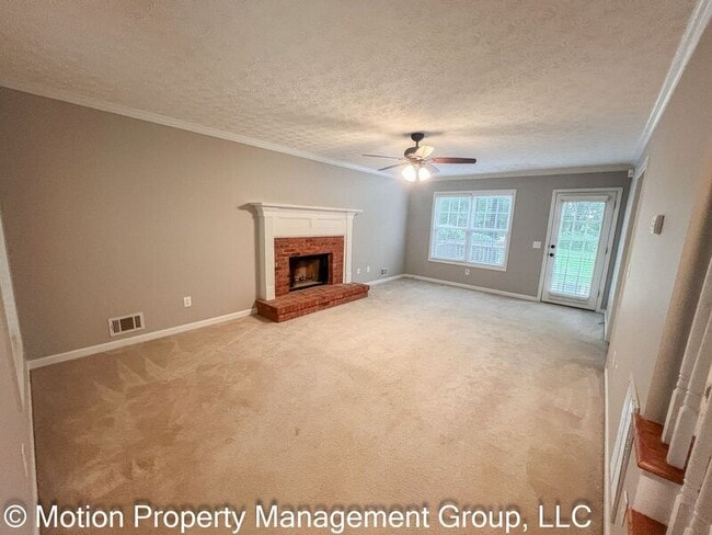 Photo - 861 Windward Rd
