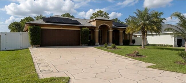 Building Photo - 1481 SW Jacksonville Ave
