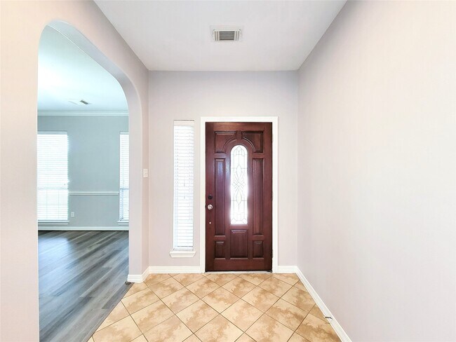 Photo - 17207 Mossbriar Ln