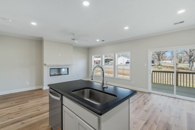 Photo - 6626 Johnbo Way