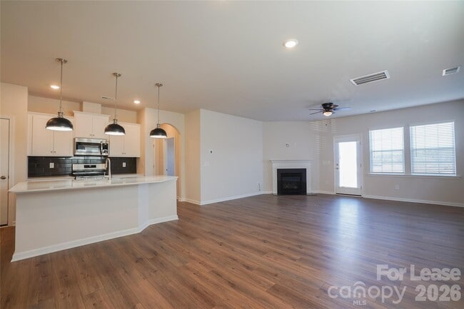 Photo - 1403 Caracara Ct