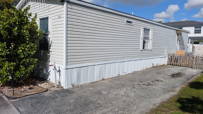 Photo - 3023 SW 50th St