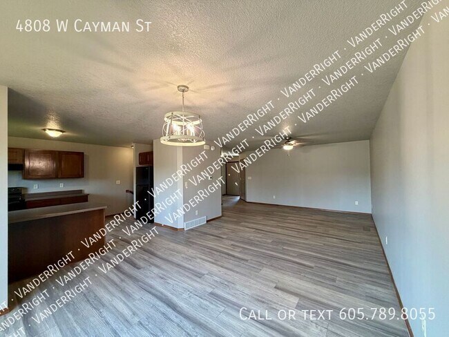 Photo - 4808 W Cayman St