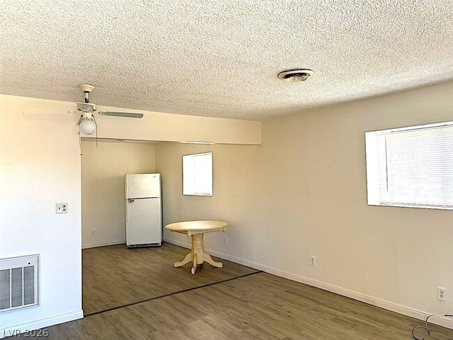 Photo - 4361 Laute Dr