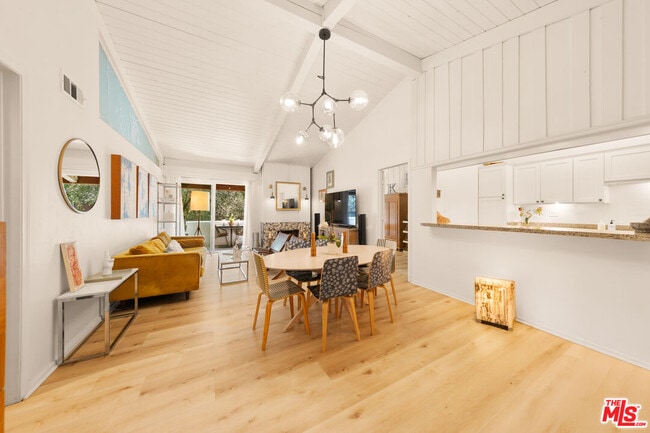 Photo - 6425 Green Valley Cir Unit 302