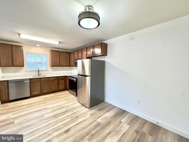 Building Photo - 28 Sequoia Dr Unit 28 Rental