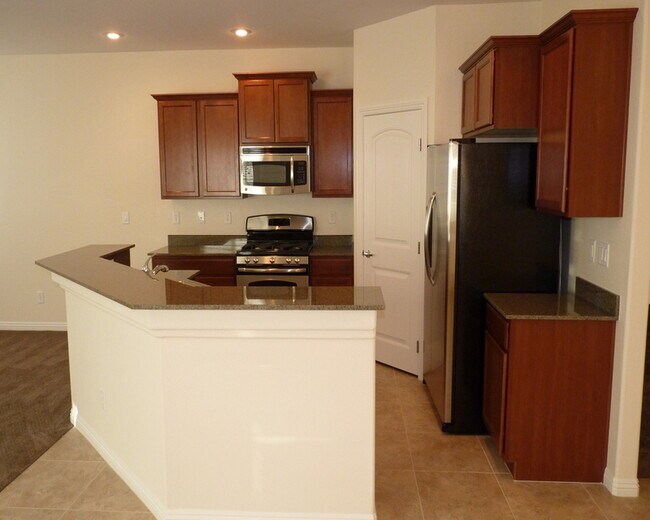 10099 Aspen Rose St Townhome Townhome Rental in Las Vegas NV