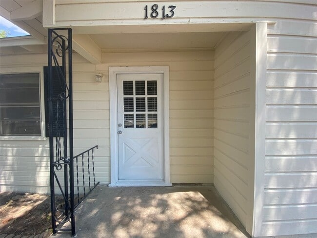 Photo - 1813 Wayne St