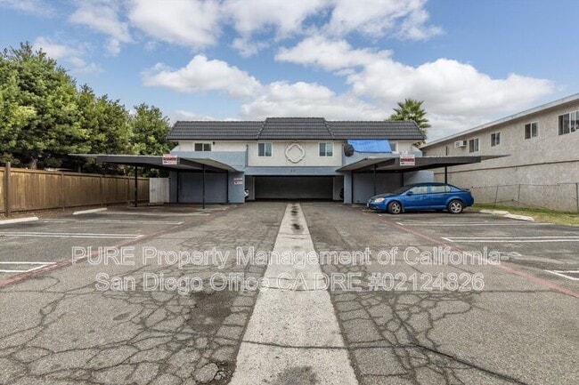 Photo - 331 E Washington Ave