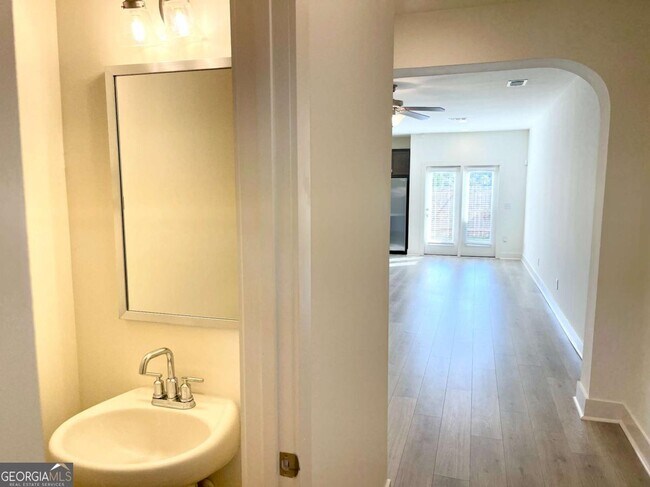 Photo - 5859 Greystone Dr