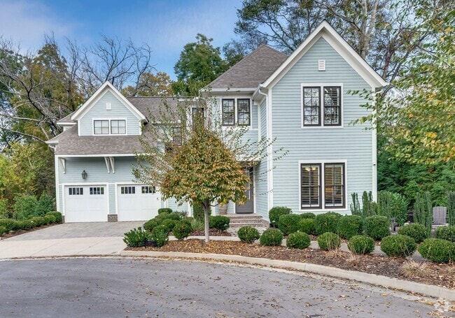 Building Photo - Franklin Gem Walking Distance to Downtown! Rental