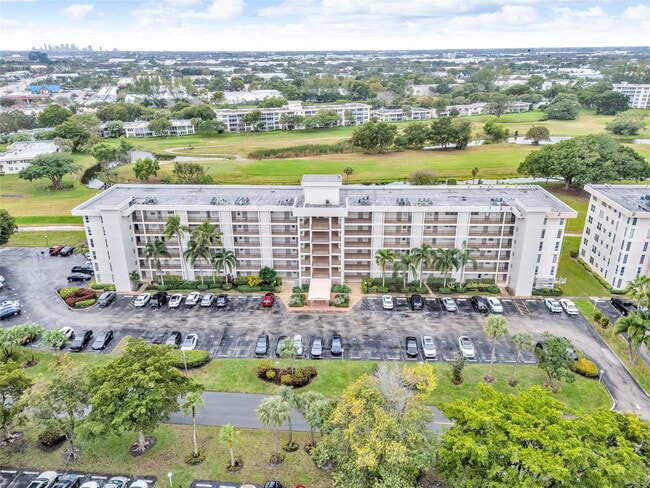 Building Photo - 3001 S Course Dr Unit 301