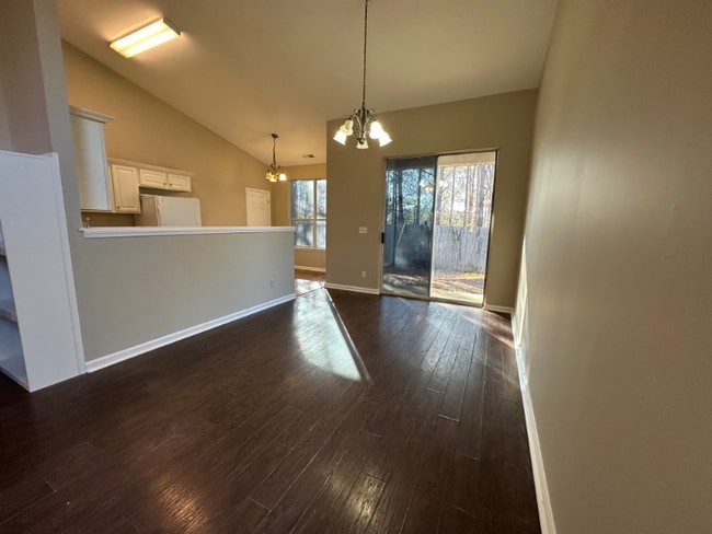 108 Gardenside Dr