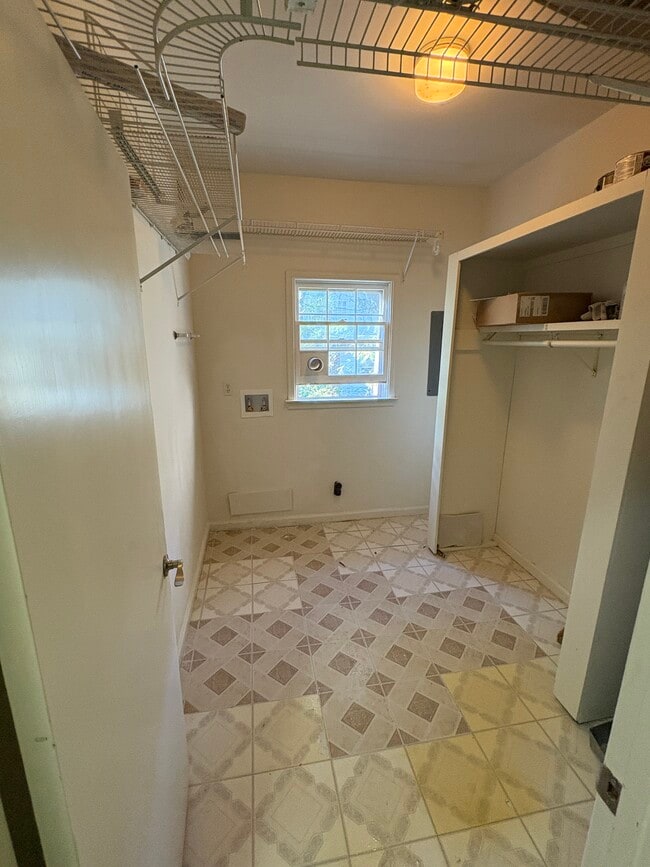 Photo - 3108 Woodley Terrace