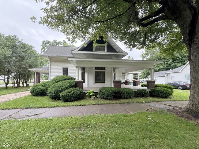 Building Photo - 512 N Pearl St