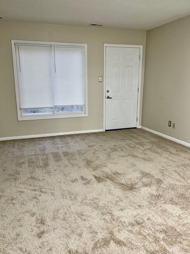 Photo - Azalea Gardens Apartments