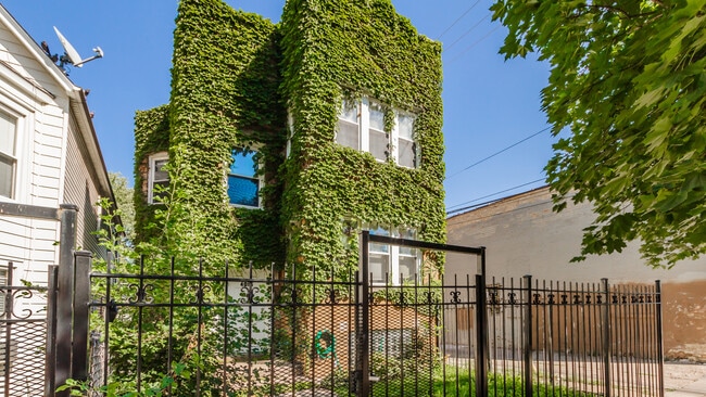 Photo - 4015 N Bernard St Apartment Unit 1