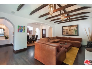 Photo - 9031 Rosewood Ave